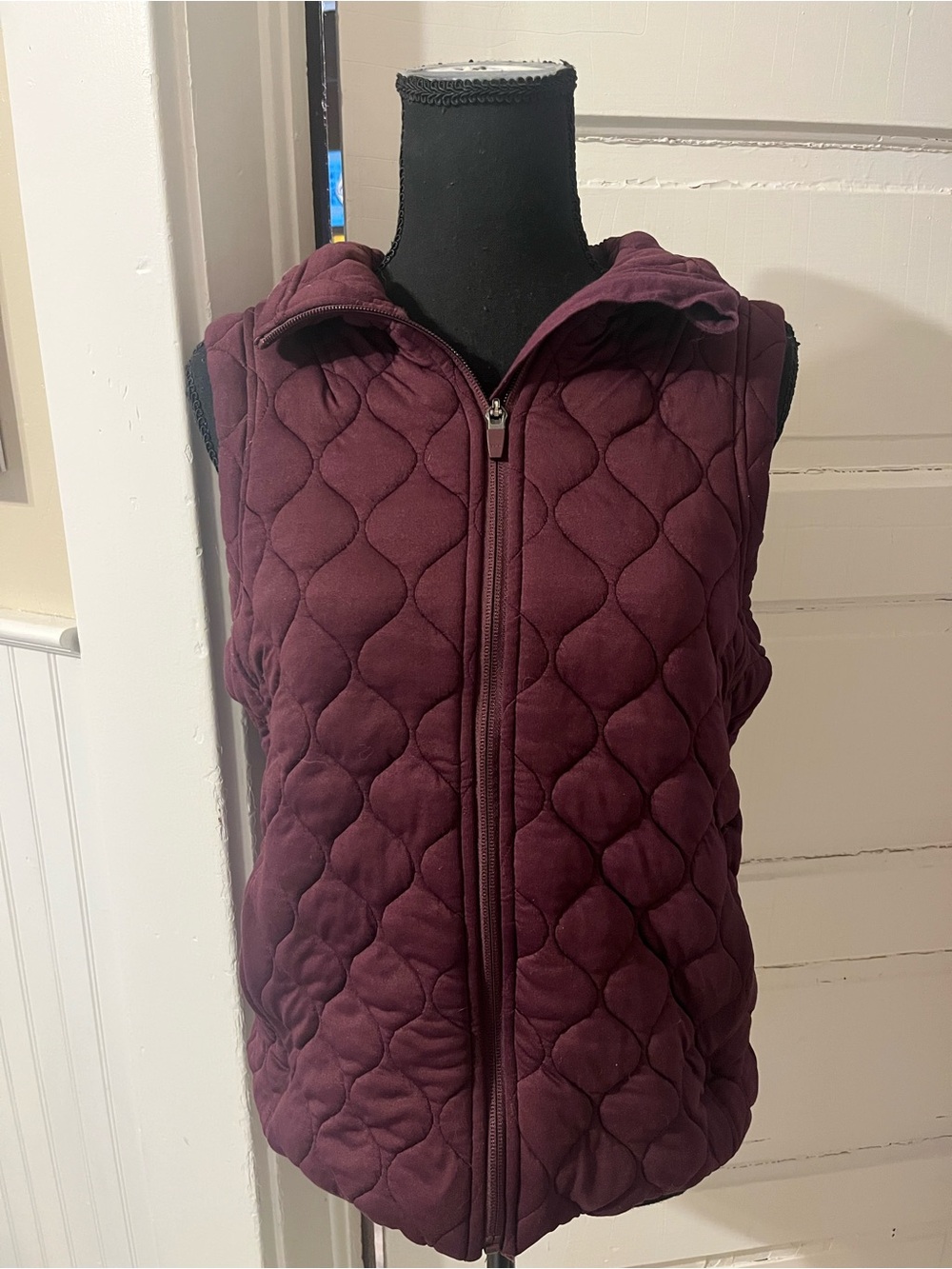 Quilted Sleeveless Zip Vest Dark Purple Burgundy